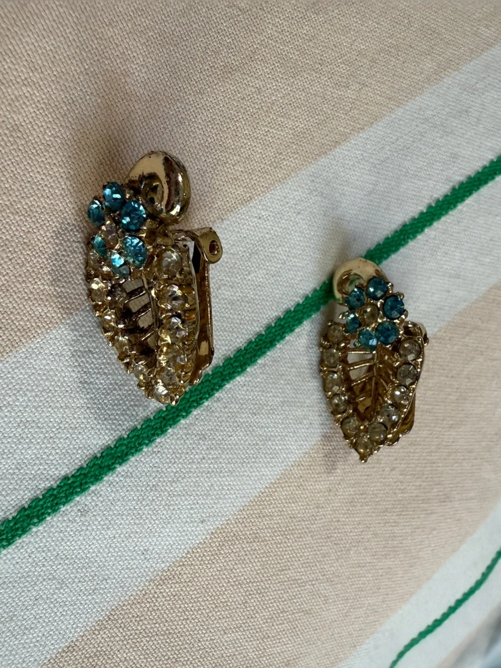 1960s Rhinestone Old Hollywood Glam Earrings Palm Leaf Clip-on Earrings